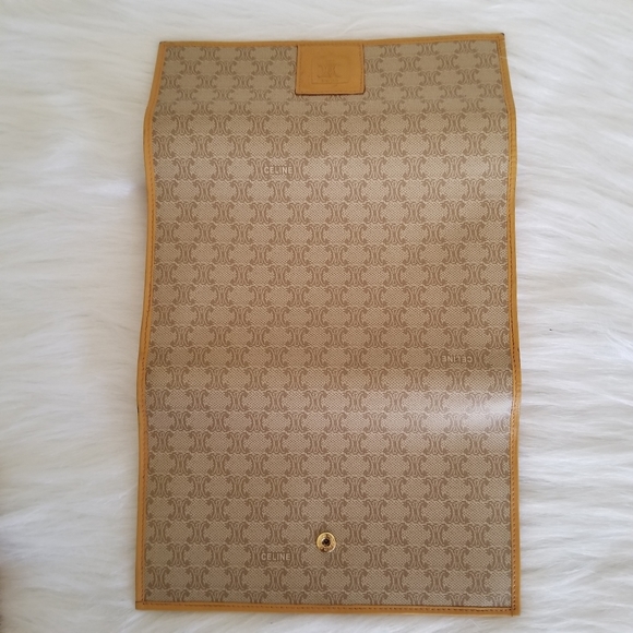Authentic Celine long wallet bifold - Picture 4 of 11
